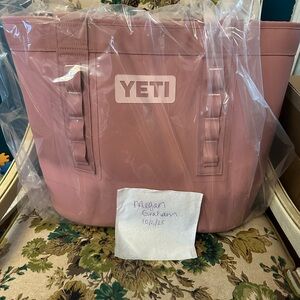 Yeti Sandstone Camino 35